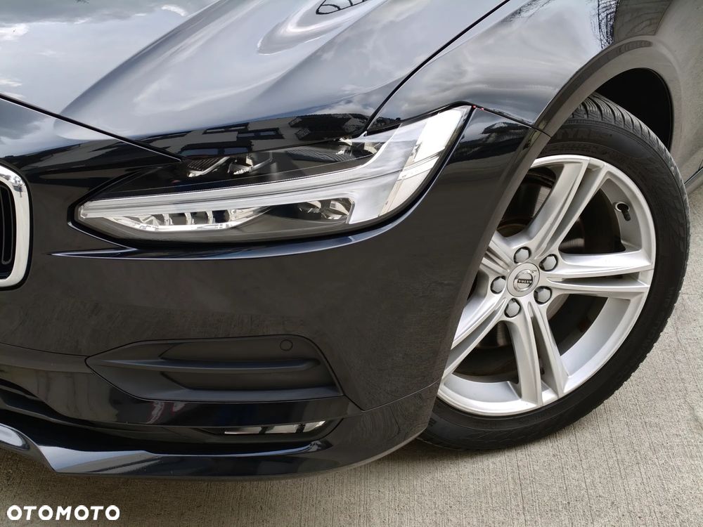 Volvo S90 D4 Momentum Pro - 35