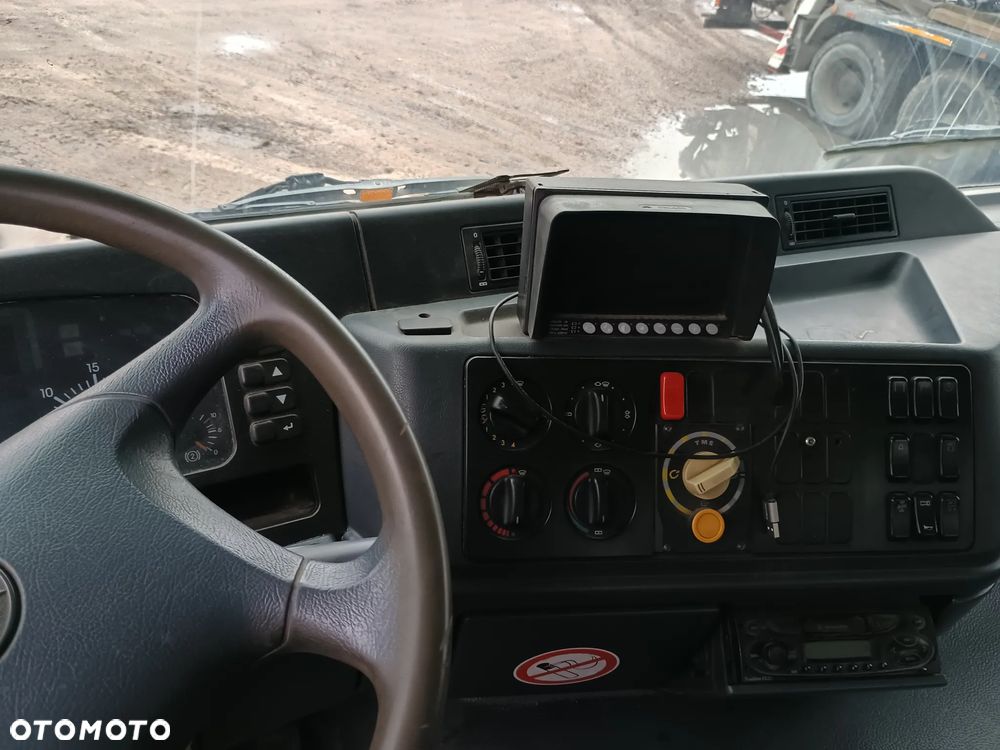 Mercedes-Benz ACTROS - 4