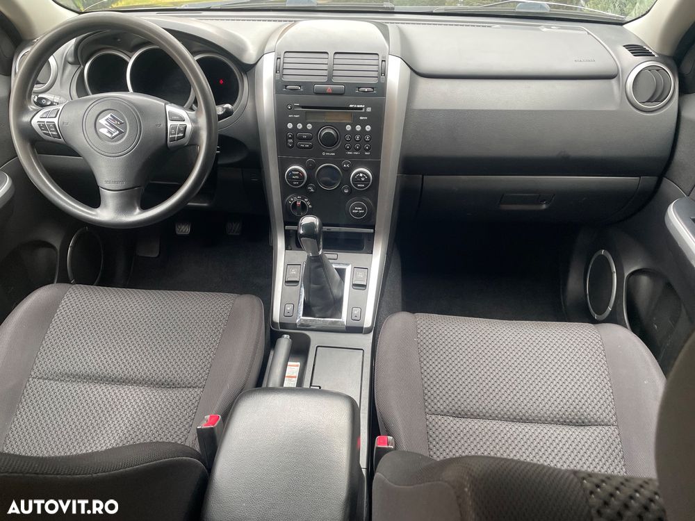 Suzuki Grand Vitara 1.9 DDiS Comfort DPF - 6