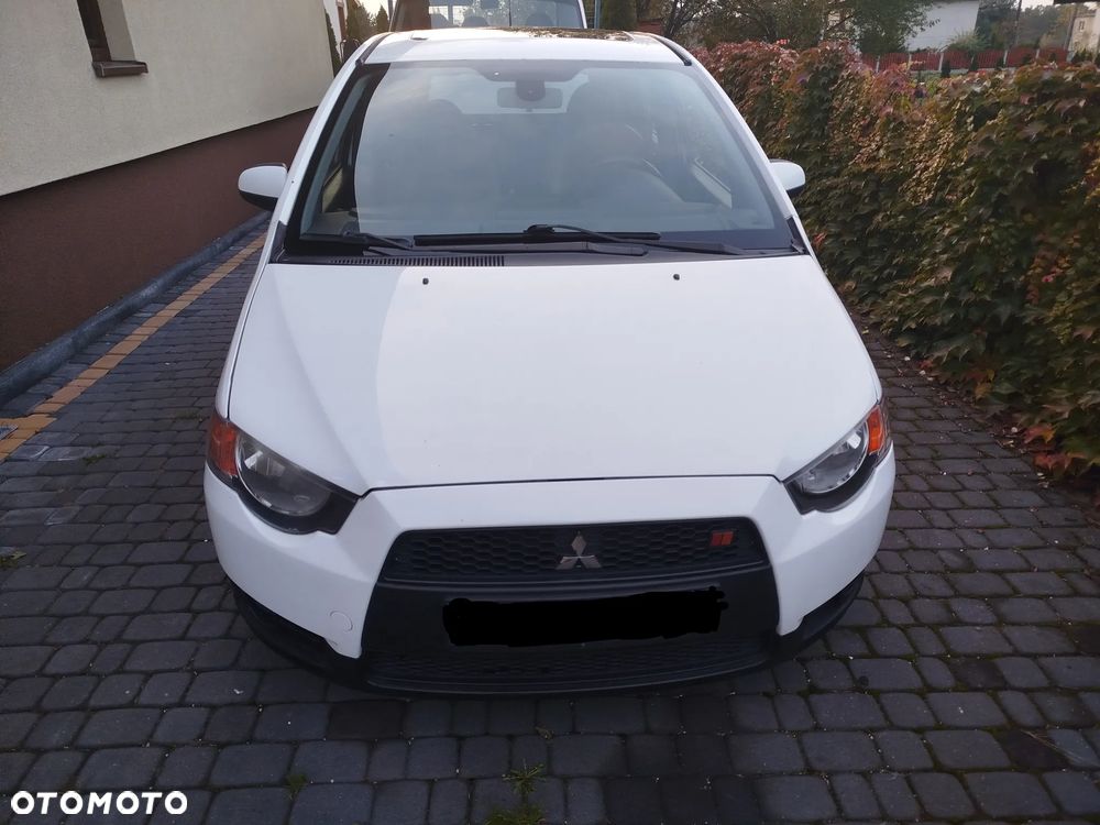 Mitsubishi Colt 2009 photo 2