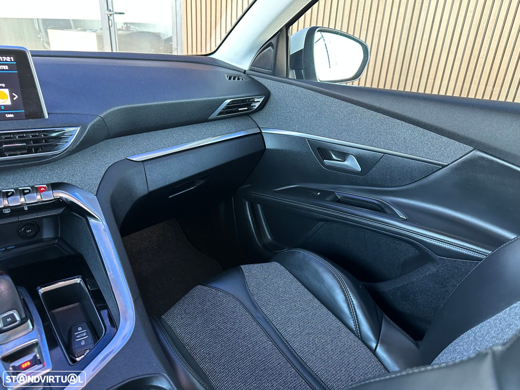 Peugeot 3008 1.6 BlueHDi Allure EAT6 - 34