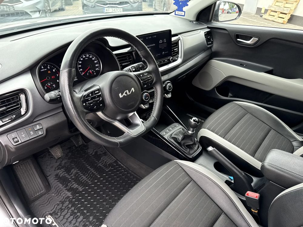 Kia Stonic 1.2 L Business Line - 10