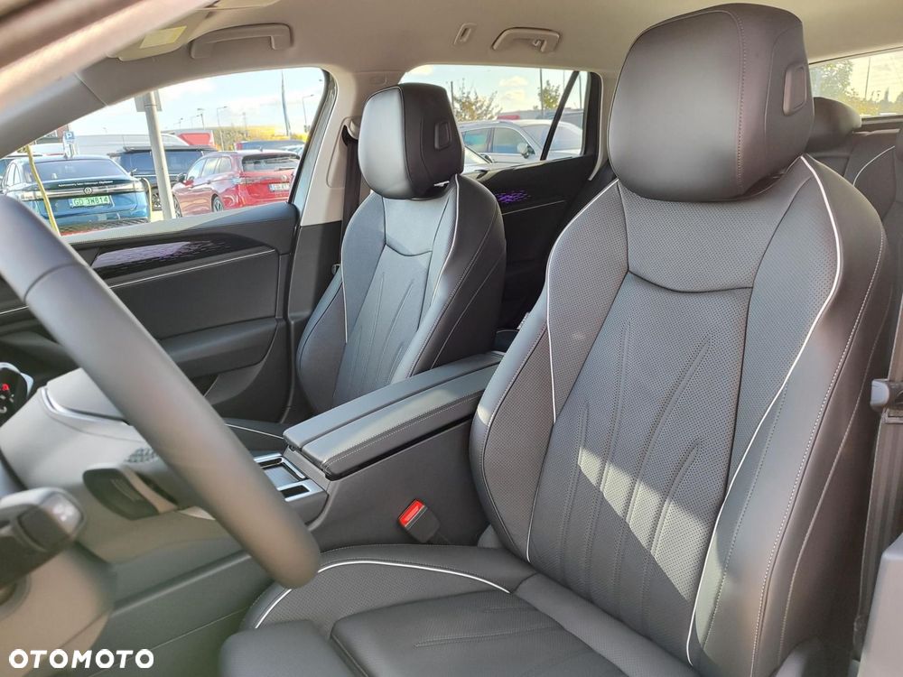 Volkswagen Passat - 18