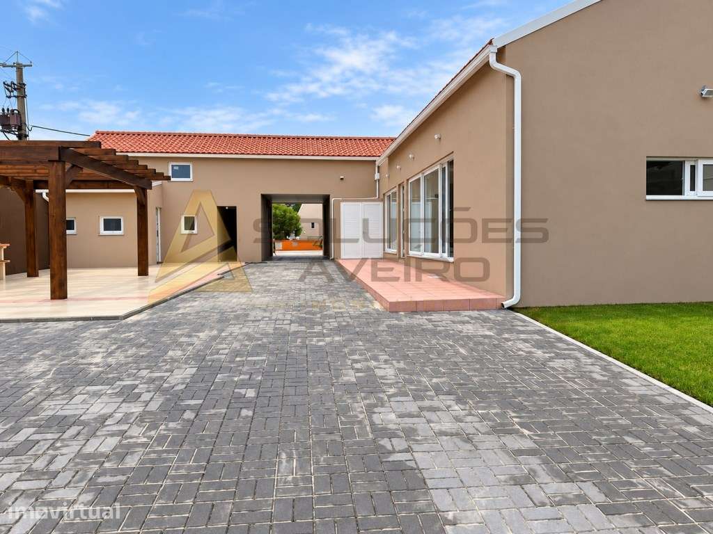 Moradia T2+2 Térrea e Isolada | Esgueira | Terreno 1.112 m². - Grande imagem: 4/11