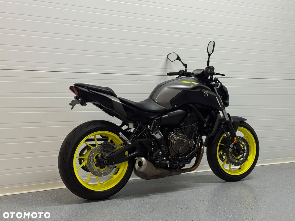 Yamaha MT - 3