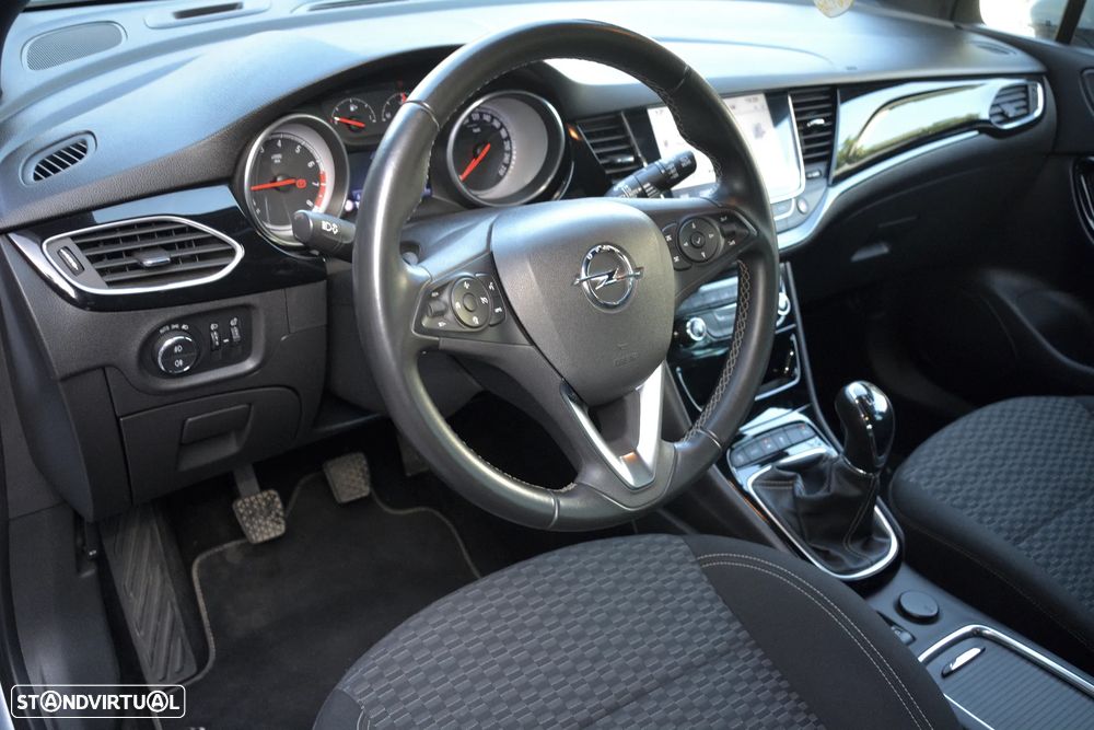 Opel Astra 1.0 Edition S/S J17 - 17