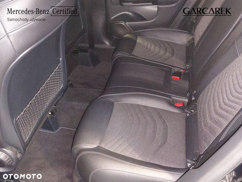 Mercedes-Benz GLA 220 d 4-Matic Style - 16