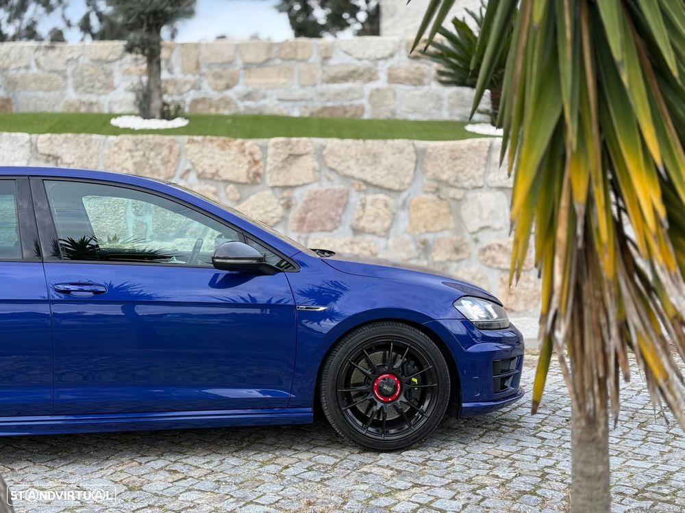 VW Golf R 2.0 TSI OPF 4Motion DSG - 11