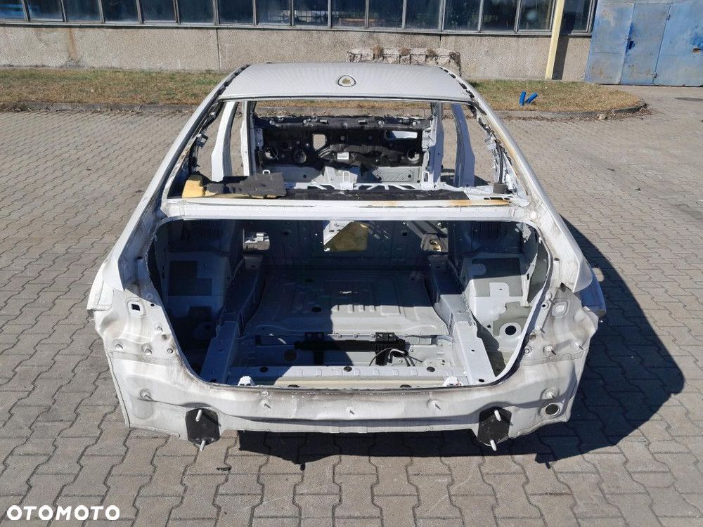 BMW 7 G11 TYŁ BŁOTNIK TYŁ LEWY PRAWY PAS WANNA A96 - 4