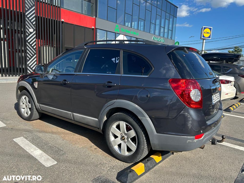 Chevrolet Captiva 2.4 AWD LS 54 - 10