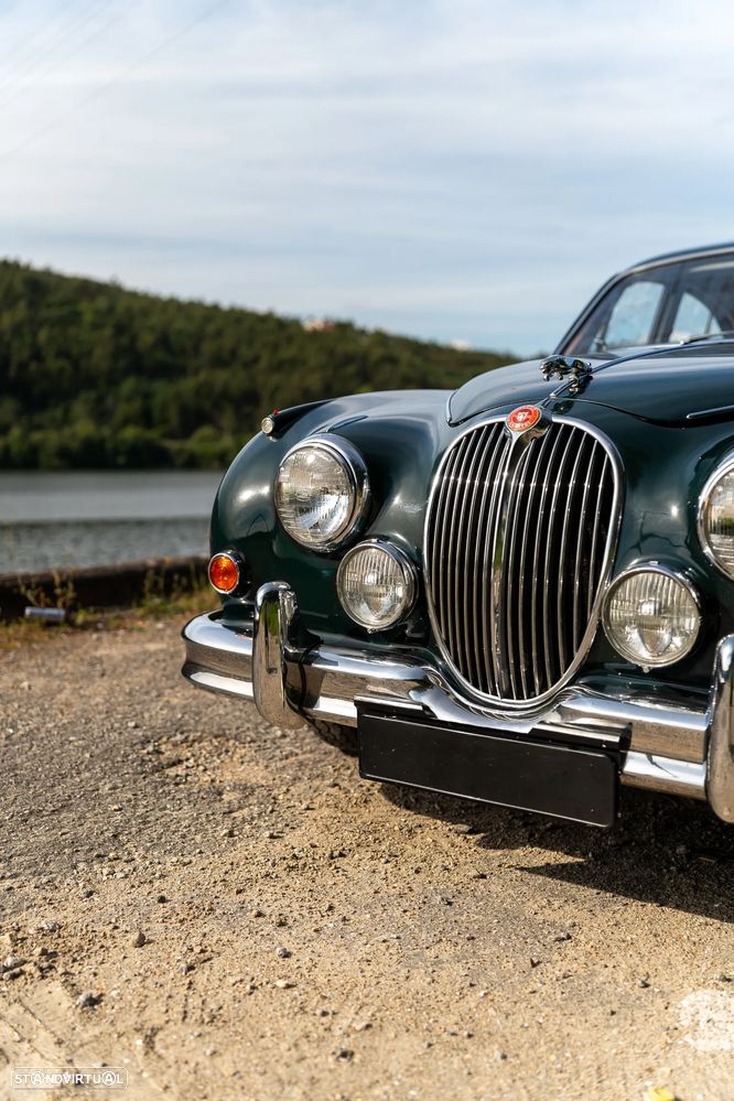 Jaguar MK II - 2