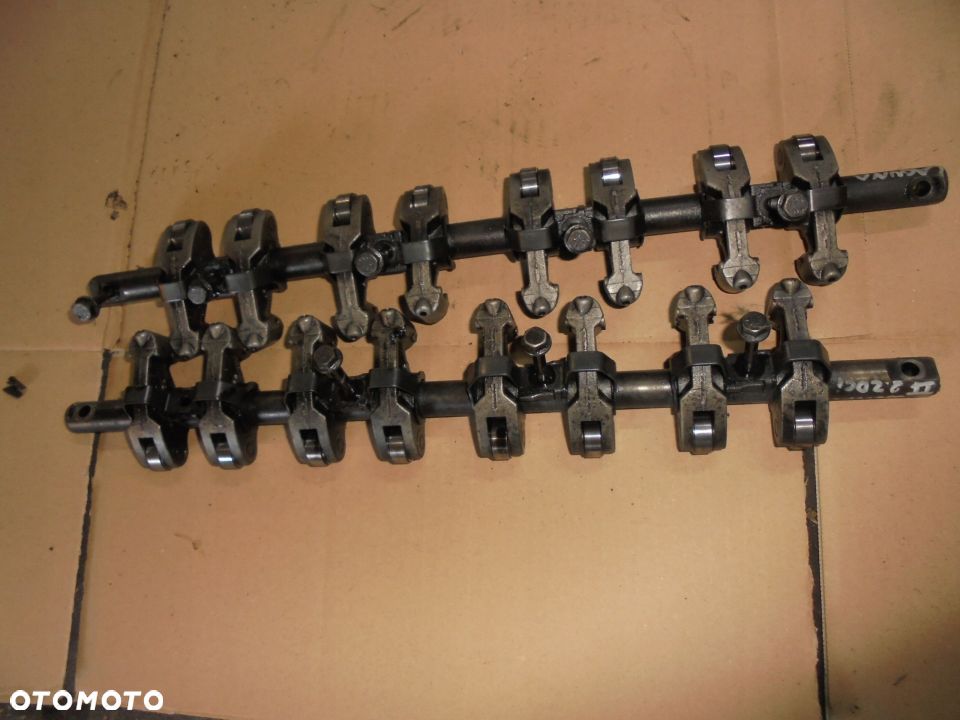 POPYCHACZE ZAWOROW WALKI DZWIGIENKI ZAWOROWE LAGUNA II ESPACE IV MASTER MOVANO 2.2 DCI 2.5 DCI - 2