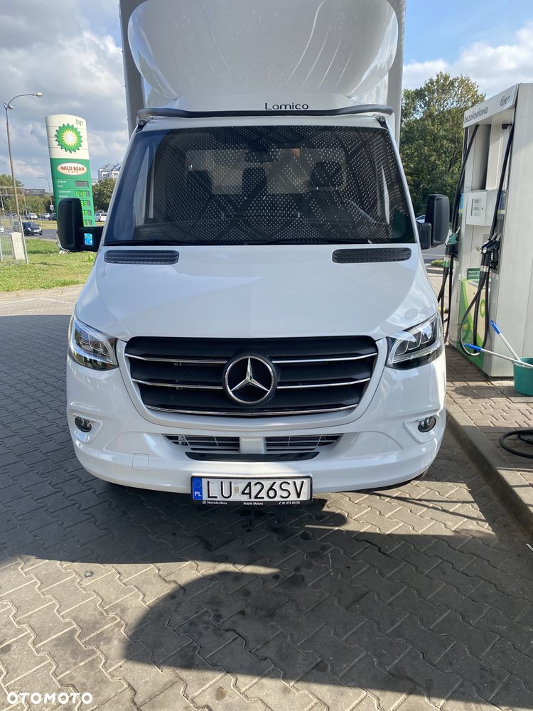 Mercedes-Benz Sprinter - 1