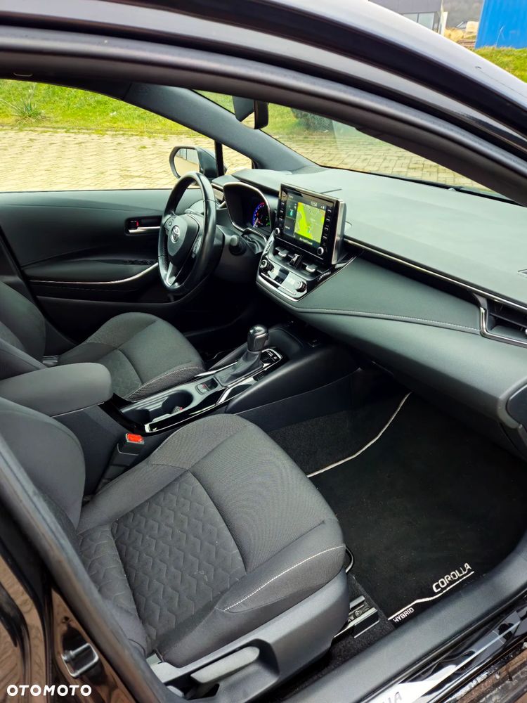 Toyota Corolla - 33
