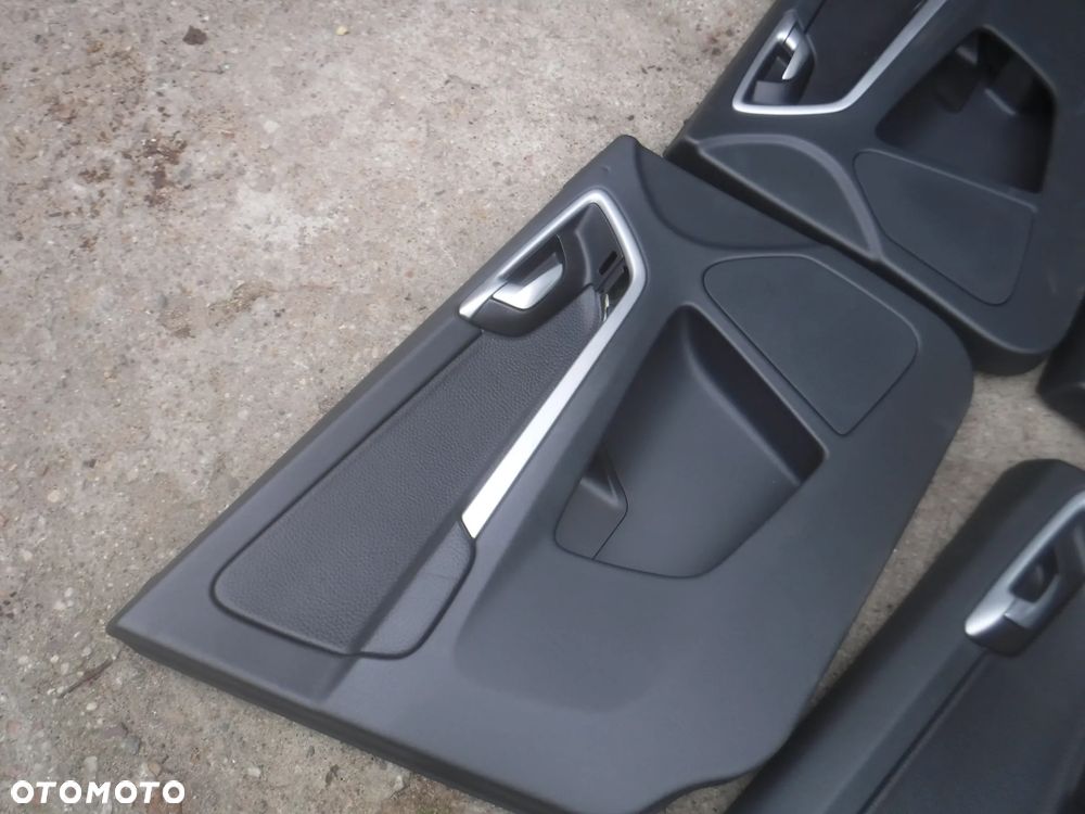 Volvo XC60 I  tapicerka skora skorzane boczek drzwi przod tyl kpl lewy prawy - 5