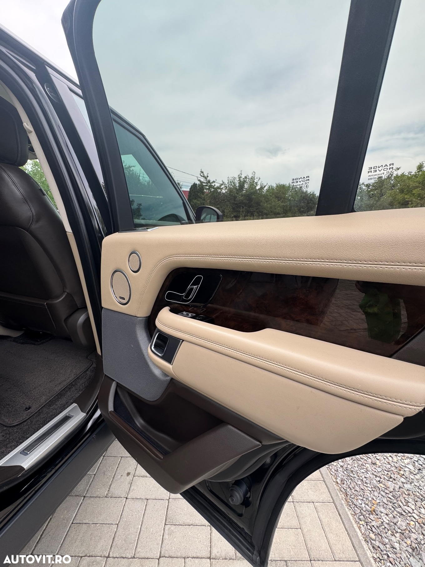 Land Rover Range Rover 3.0L SDV6 Vogue - 17