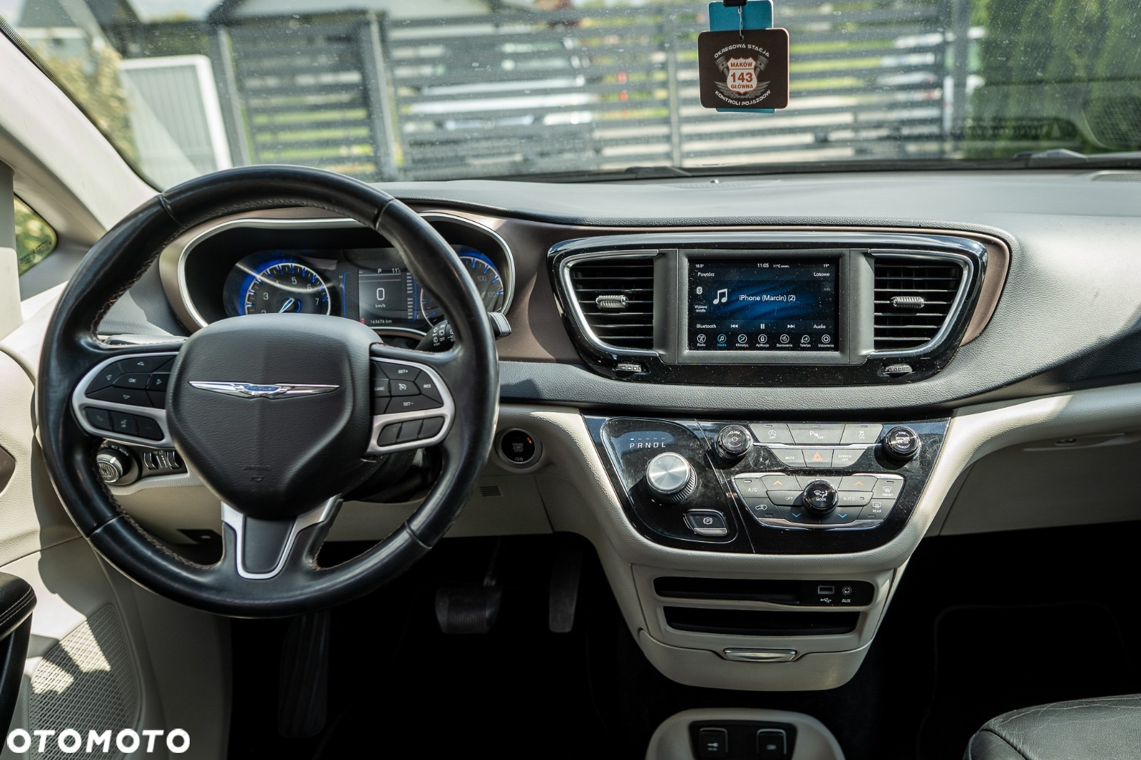 Chrysler Pacifica - 9