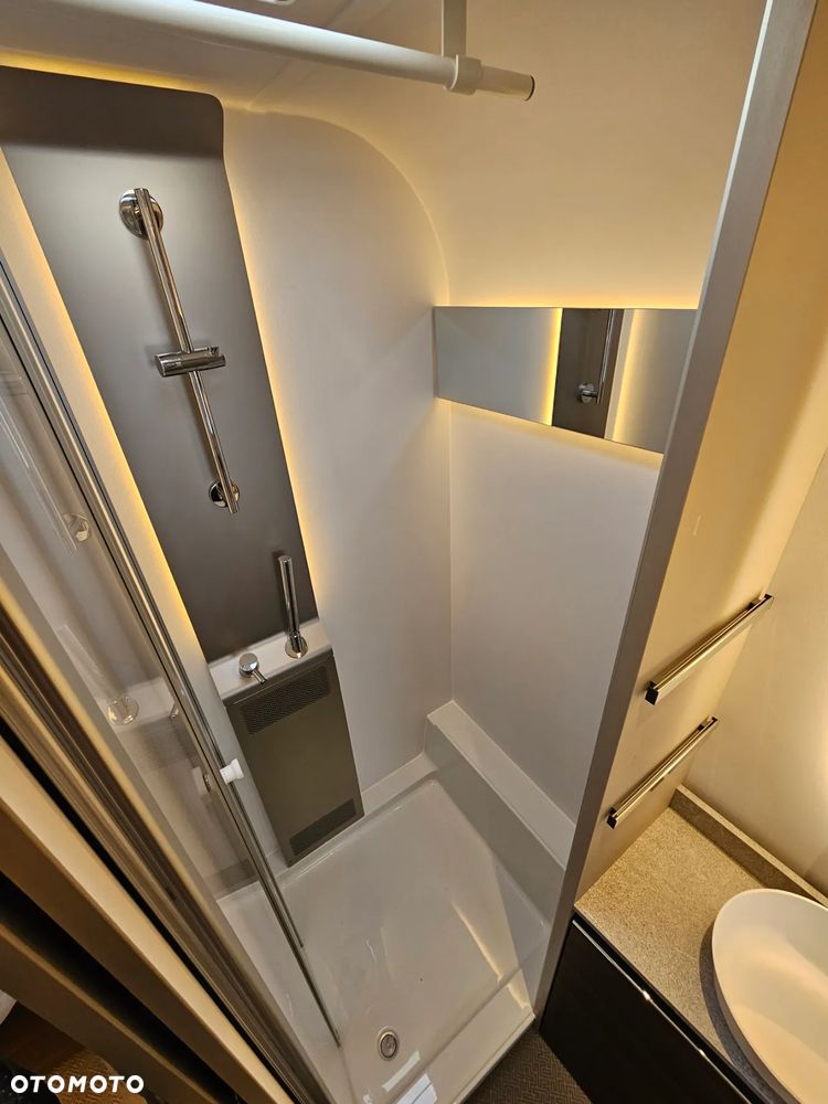 Adria Alpina 663 HT - 13