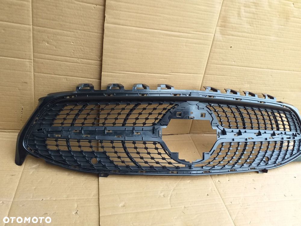 MERCEDES CLA W188 ATRAPA GRILL NOWY A1188880000 - 3