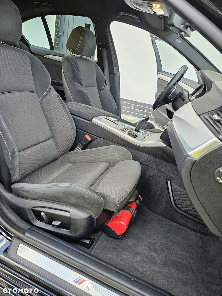 BMW Seria 5 520d xDrive - 7