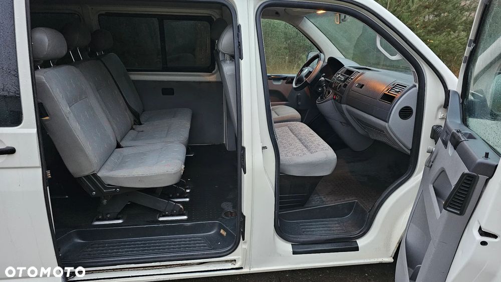 Volkswagen Transporter - 9