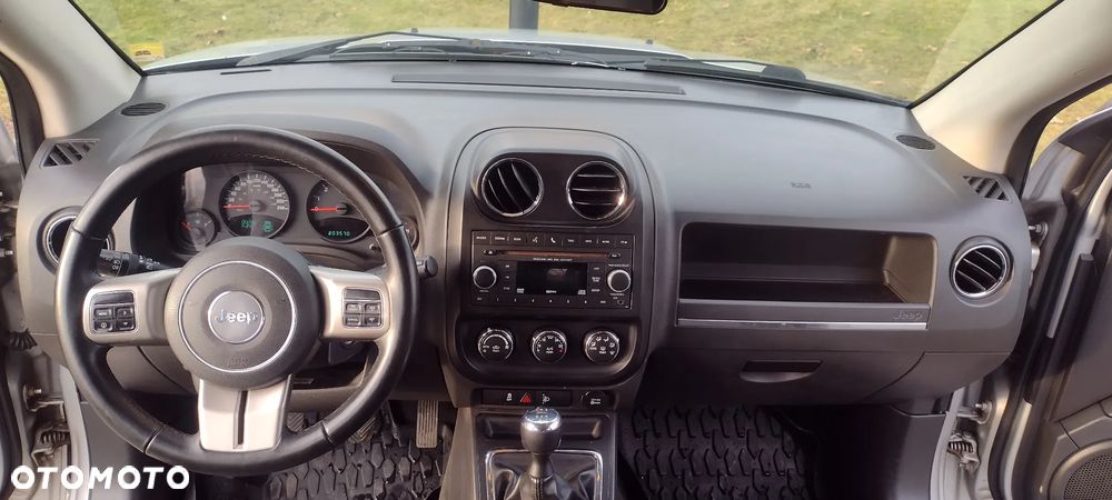 Jeep Compass 2.0 4x2 Limited - 14