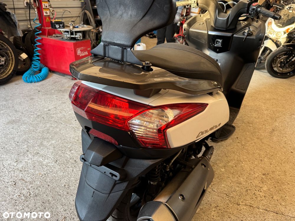 Kymco Downtown - 18