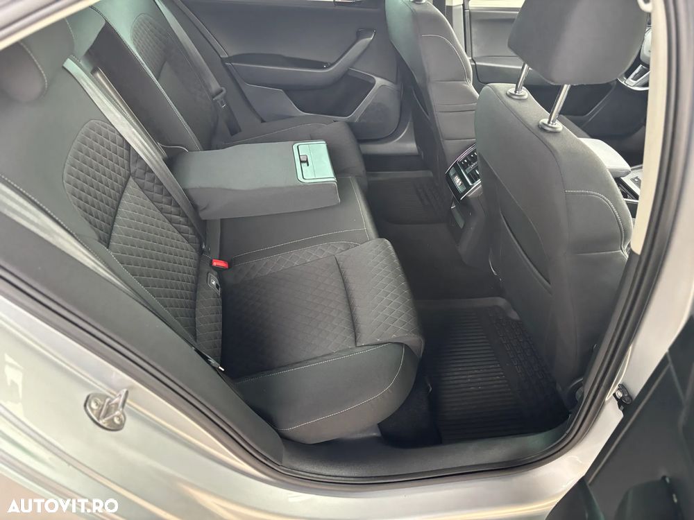 Skoda Superb 2.0 TDI DSG Style - 31