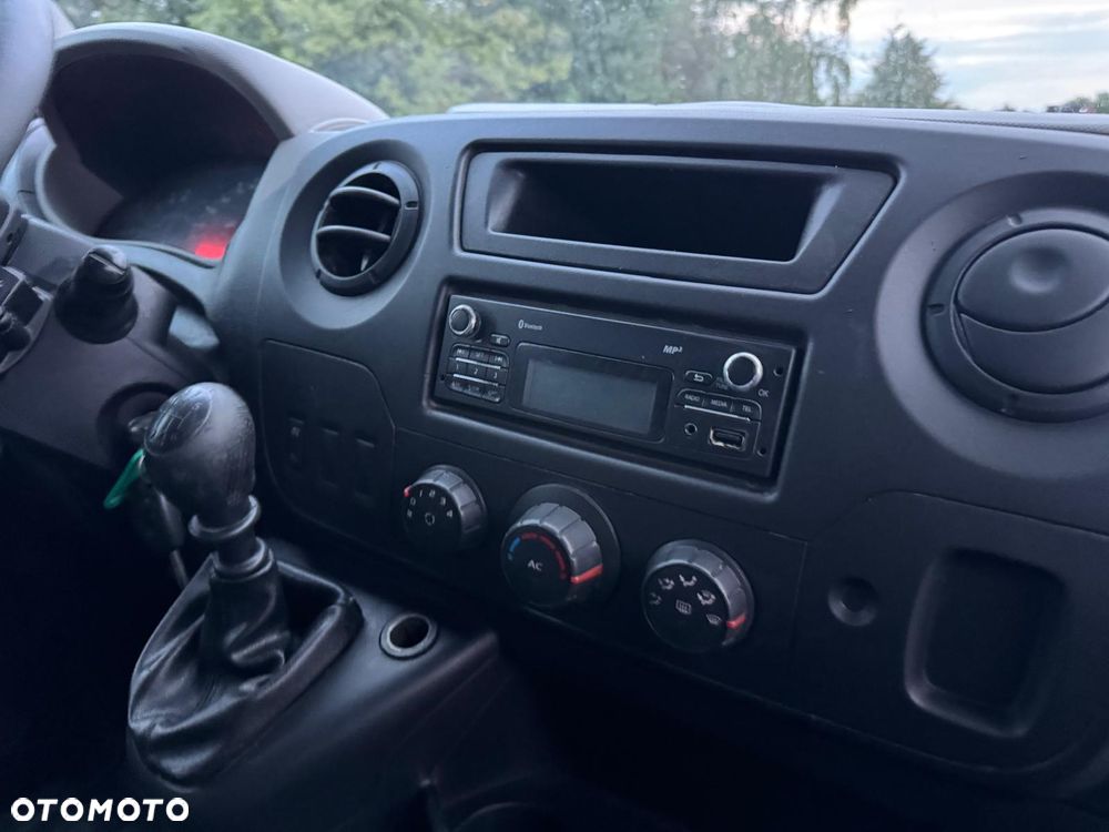 Renault Master 2013r. 6osob Brygadówka KLIMATYZACJA L2H2 - 19