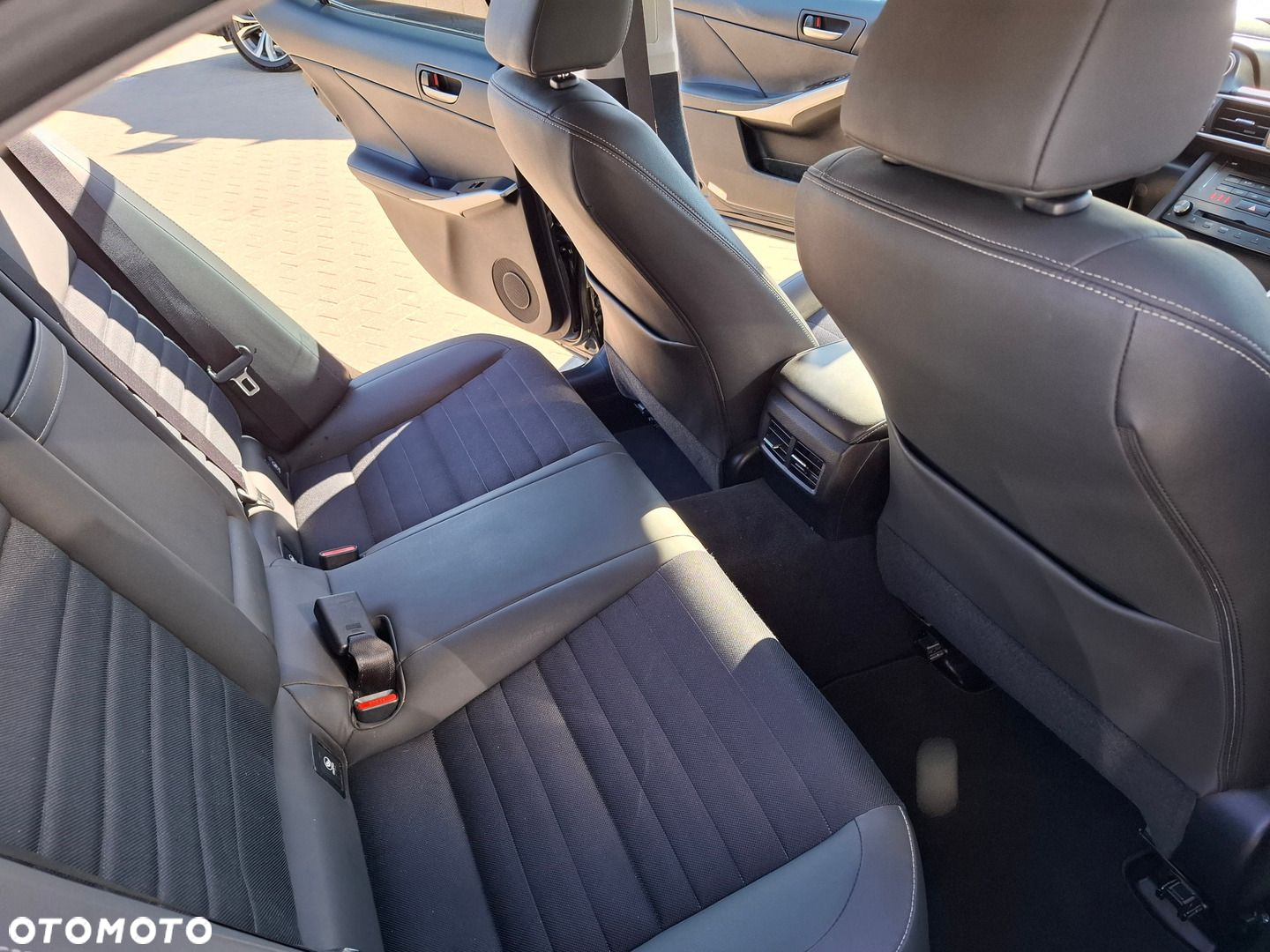 Lexus IS - 23