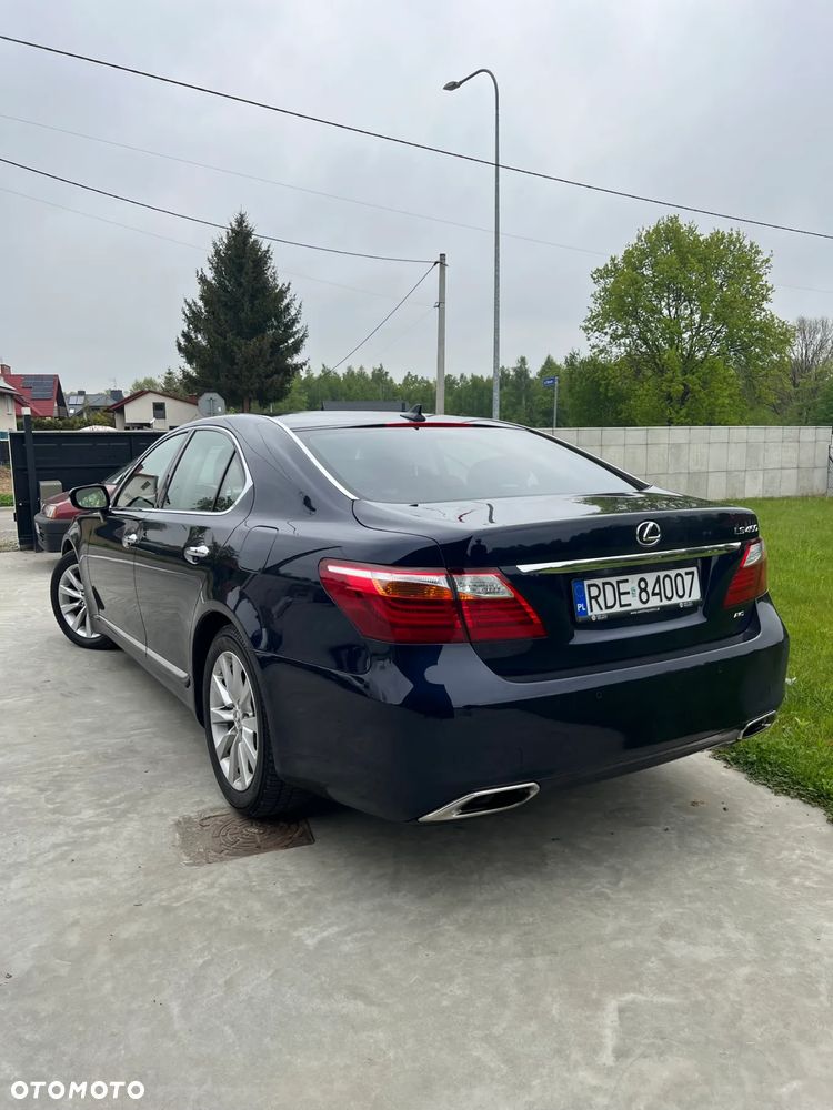 Lexus LS 460 Elite AWD - 10