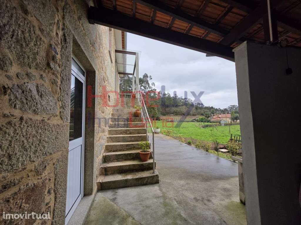 Moradia com terreno para venda em Sever do Vouga - Grande imagem: 4/37