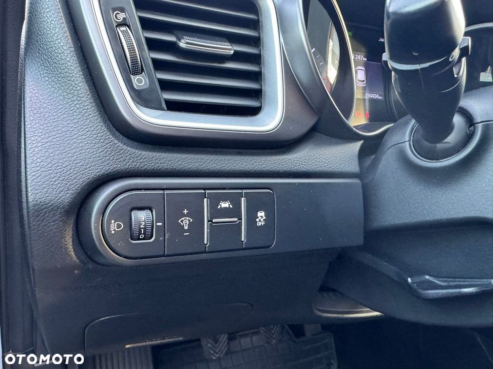 Kia Ceed 1.6 CRDi SCR S - 16