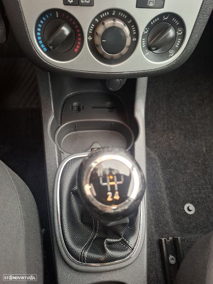 Opel Corsa D 1.3 CDTI - 14