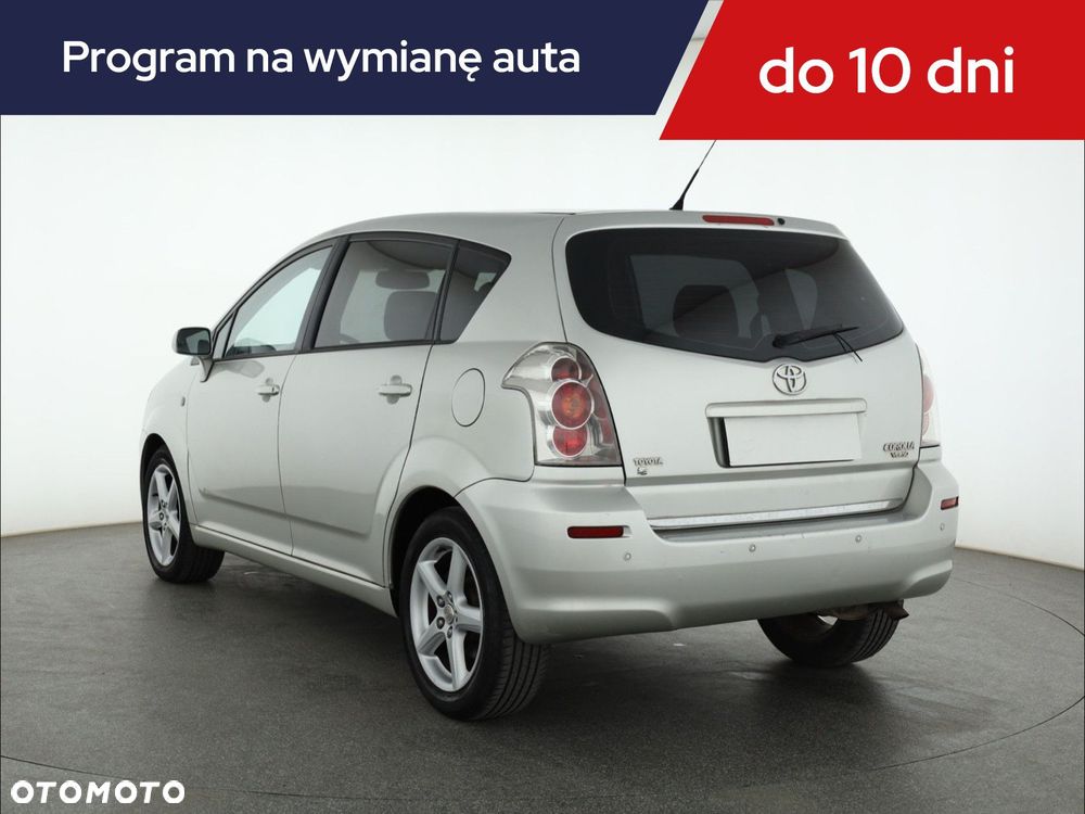 Toyota Corolla Verso - 6