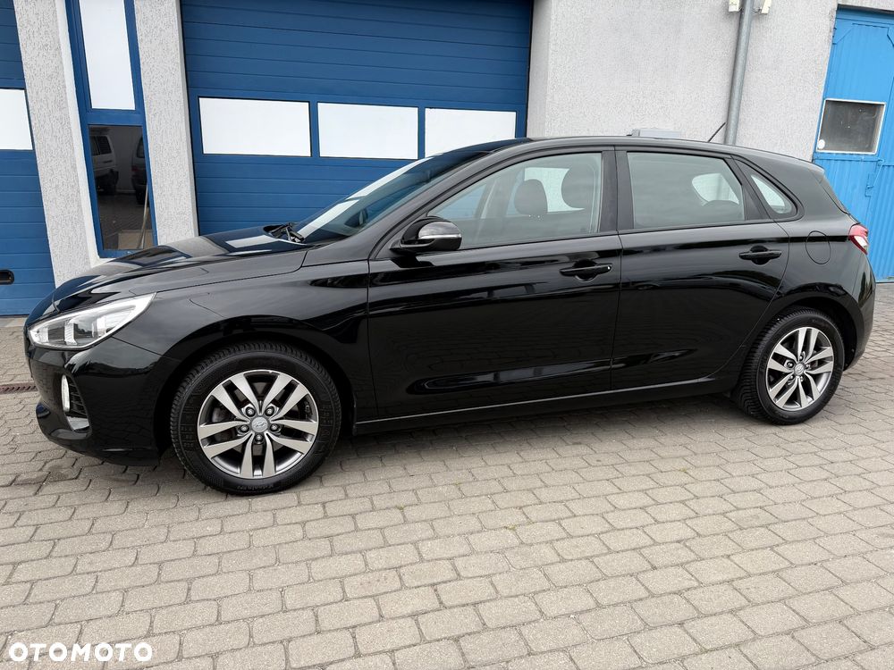 Hyundai i30 blue 1.6 CRDi Style - 4