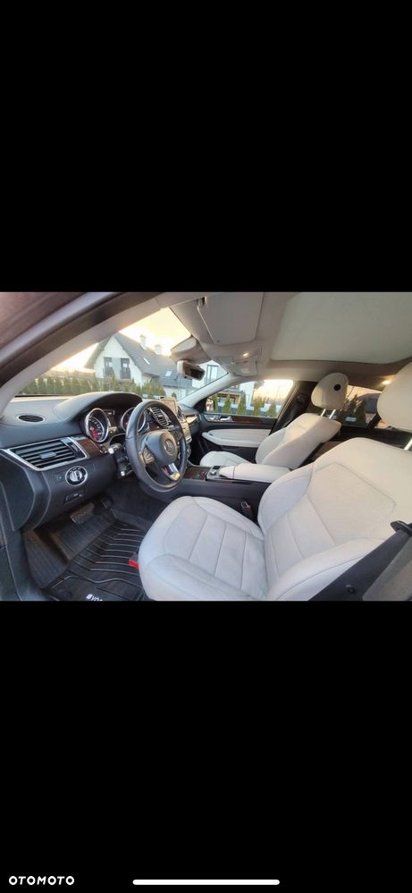 Mercedes-Benz GLE - 4