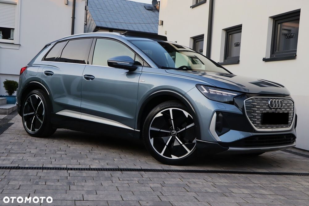 Audi Q4 e-tron - 4