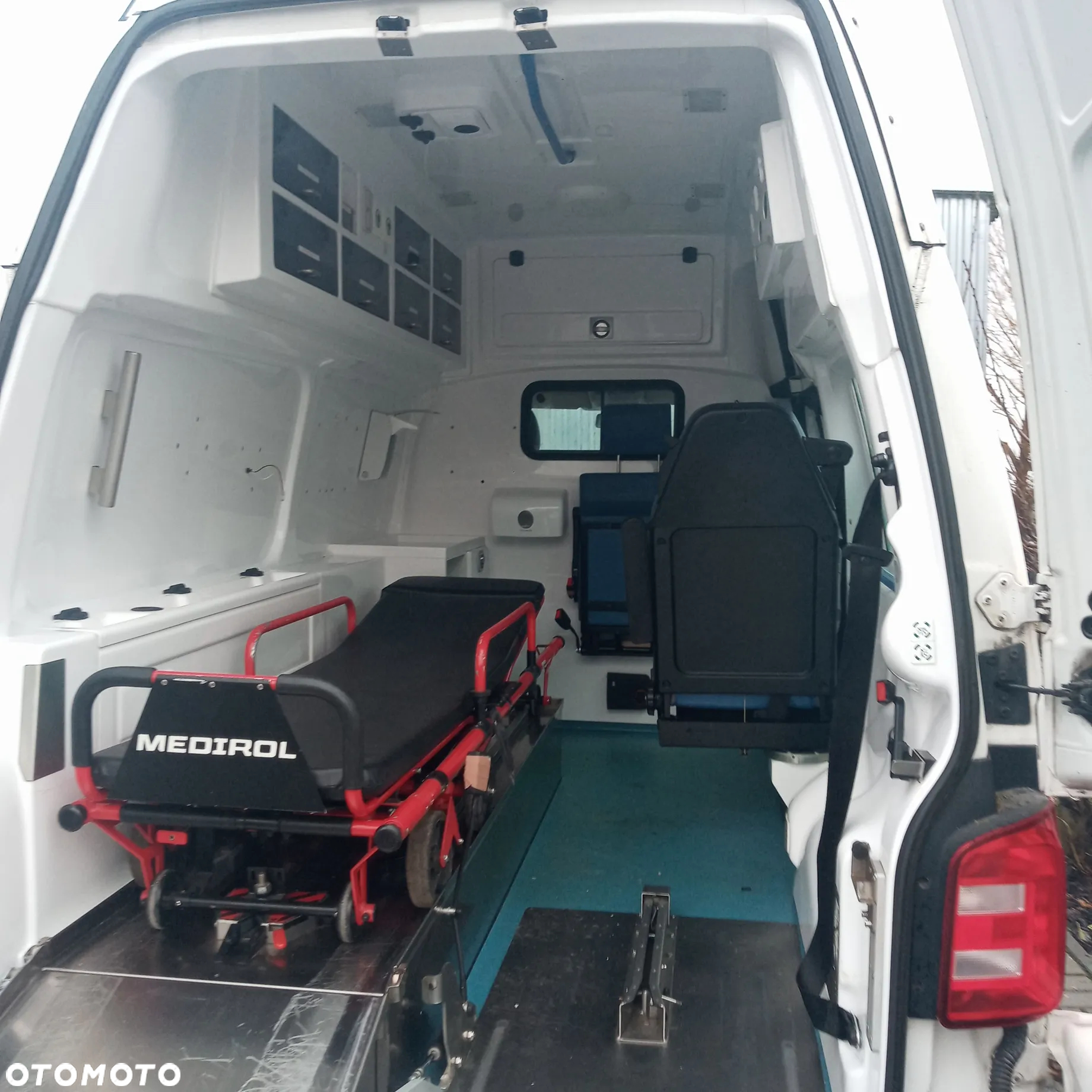 Volkswagen Transporter - 32