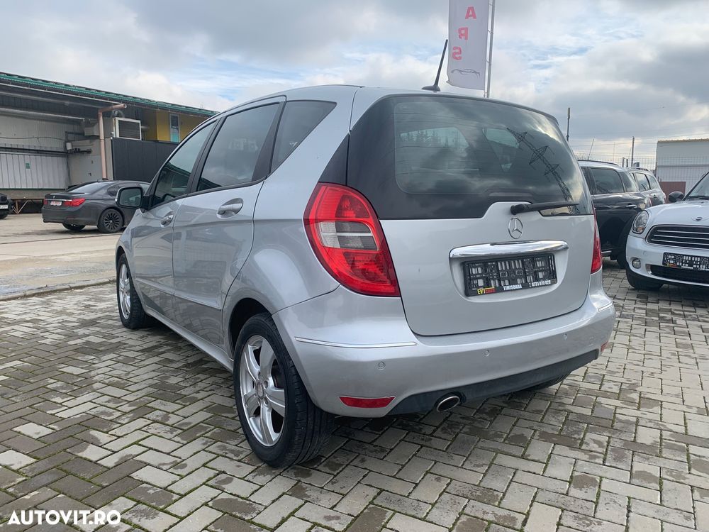 Mercedes-Benz A 180 - 8