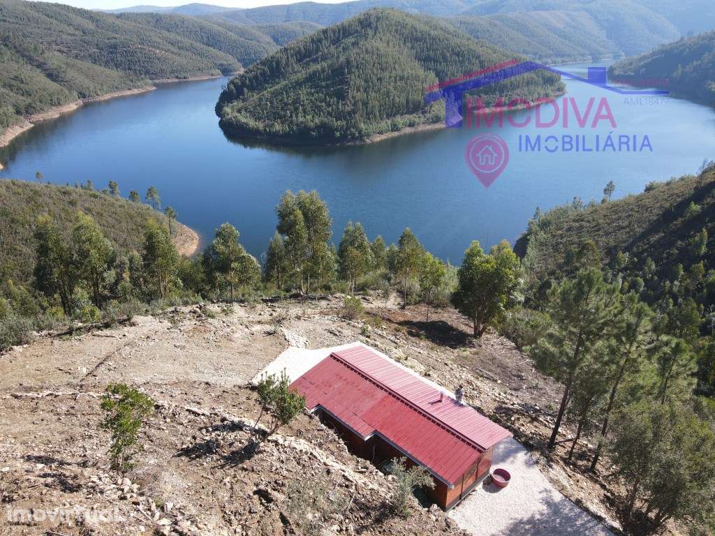 Terreno com vista para o rio e casa modular - Grande imagem: 3/38