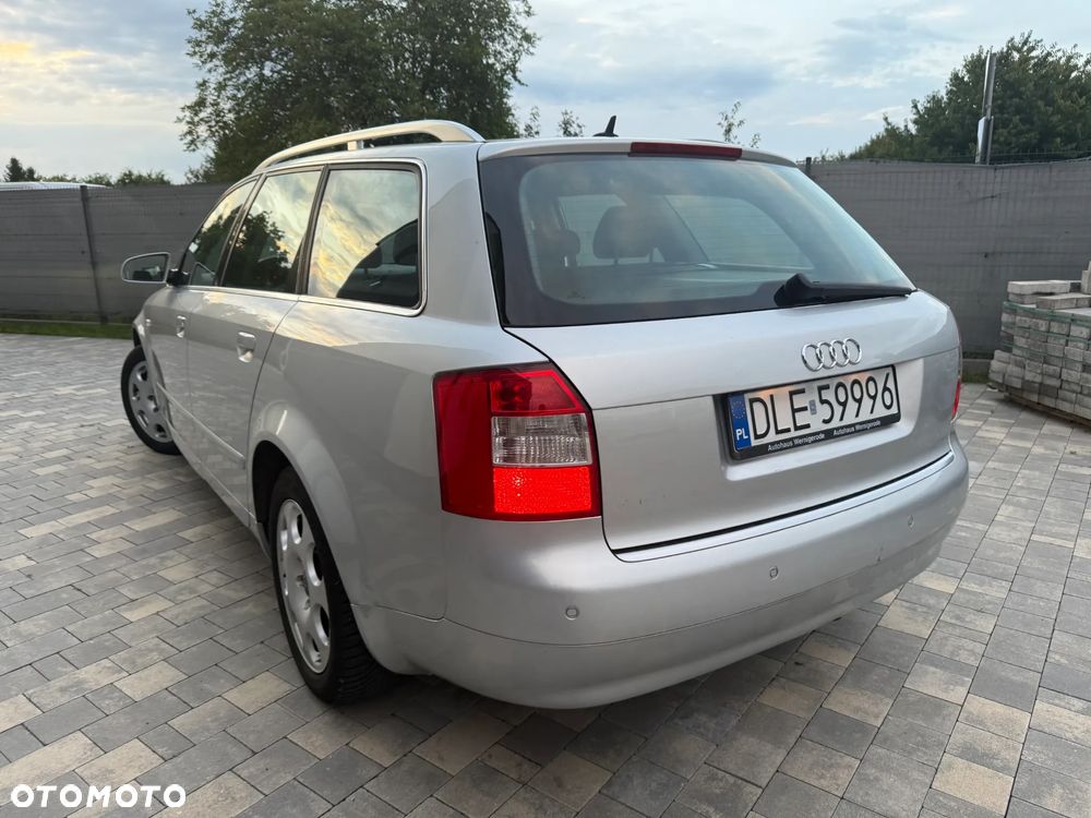 Audi A4 Avant - 3