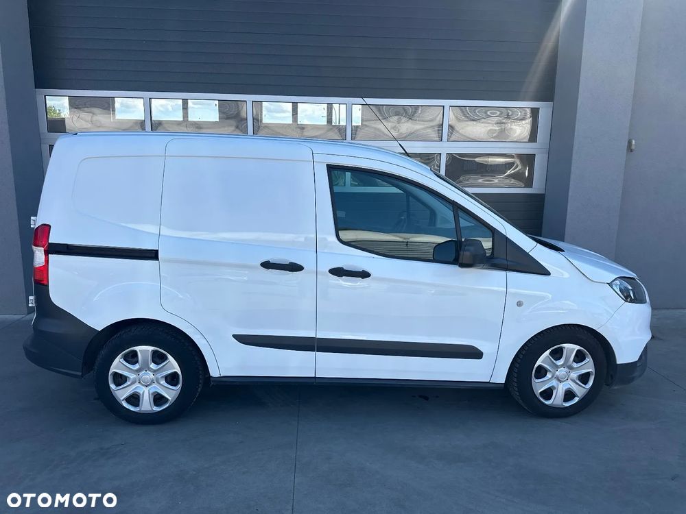 Ford TRANSIT COURIER - 1