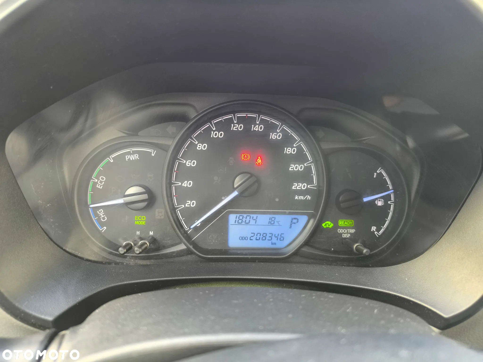 Toyota Yaris Hybrid 100 Active - 15