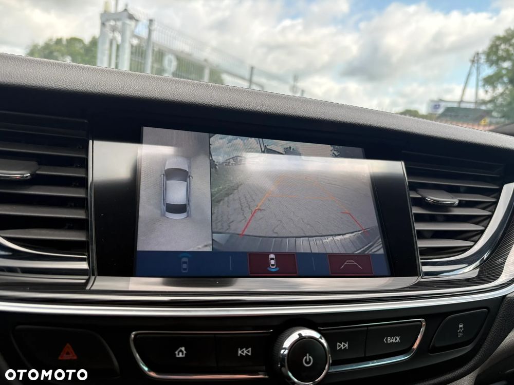 Opel Insignia 2.0 T 4x4 Exclusive S&S - 19