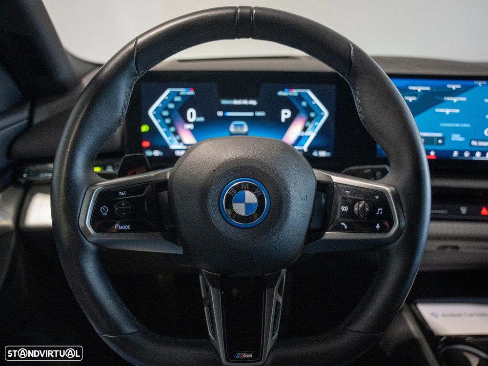 BMW i5 eDrive40 Pack Desportivo M Pro - 11