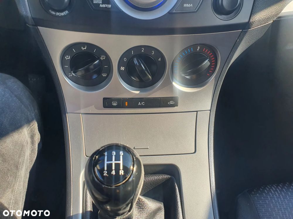 Mazda 3 1.6 MZR Active - 21