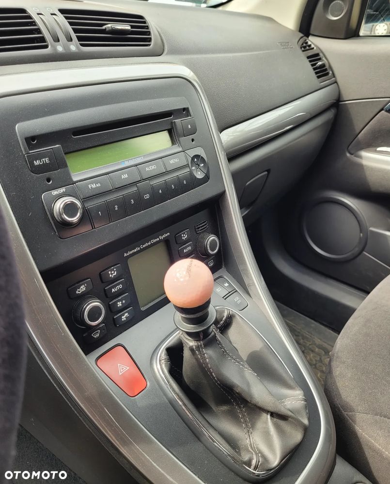 Fiat Croma 1.9 JTD Dynamic - 7