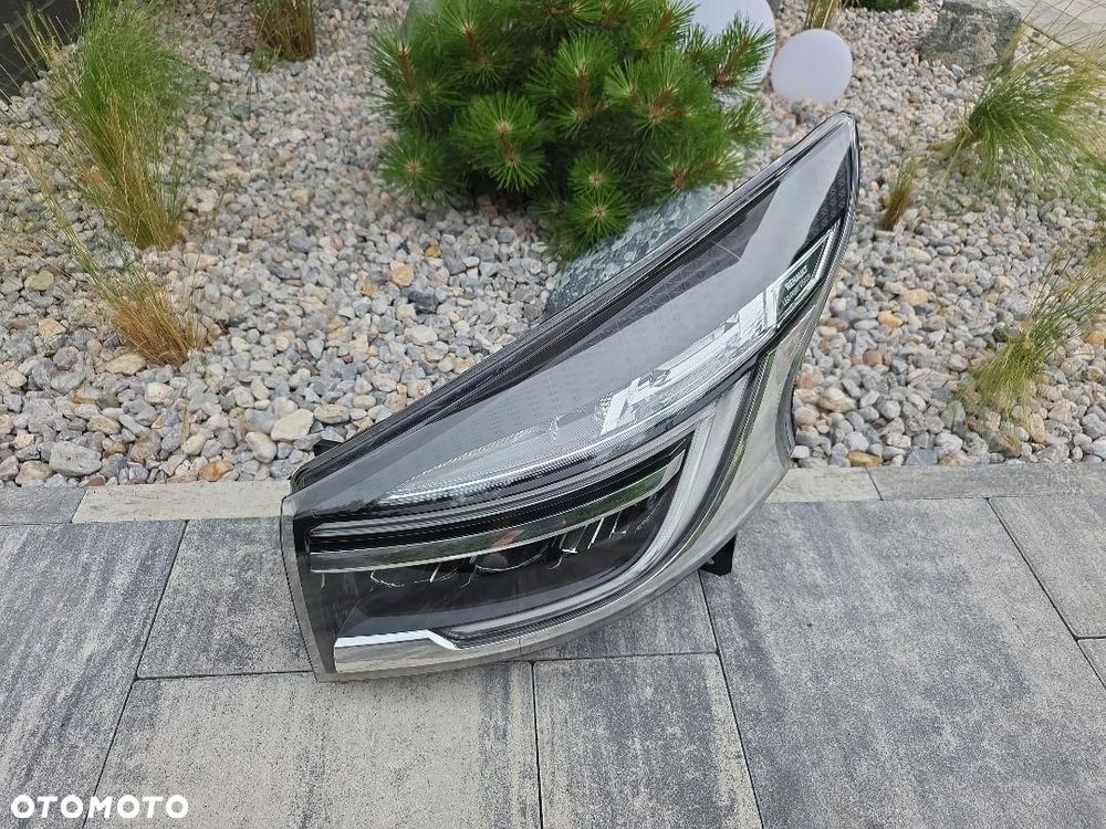 RENAULT TRAFIC 3 III LIFT Lampa lewa przód Full Led Pure Vision 260608582R - 2