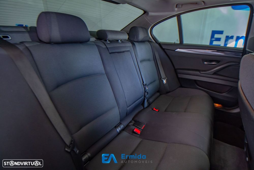 BMW 520 d Pack M Auto - 27